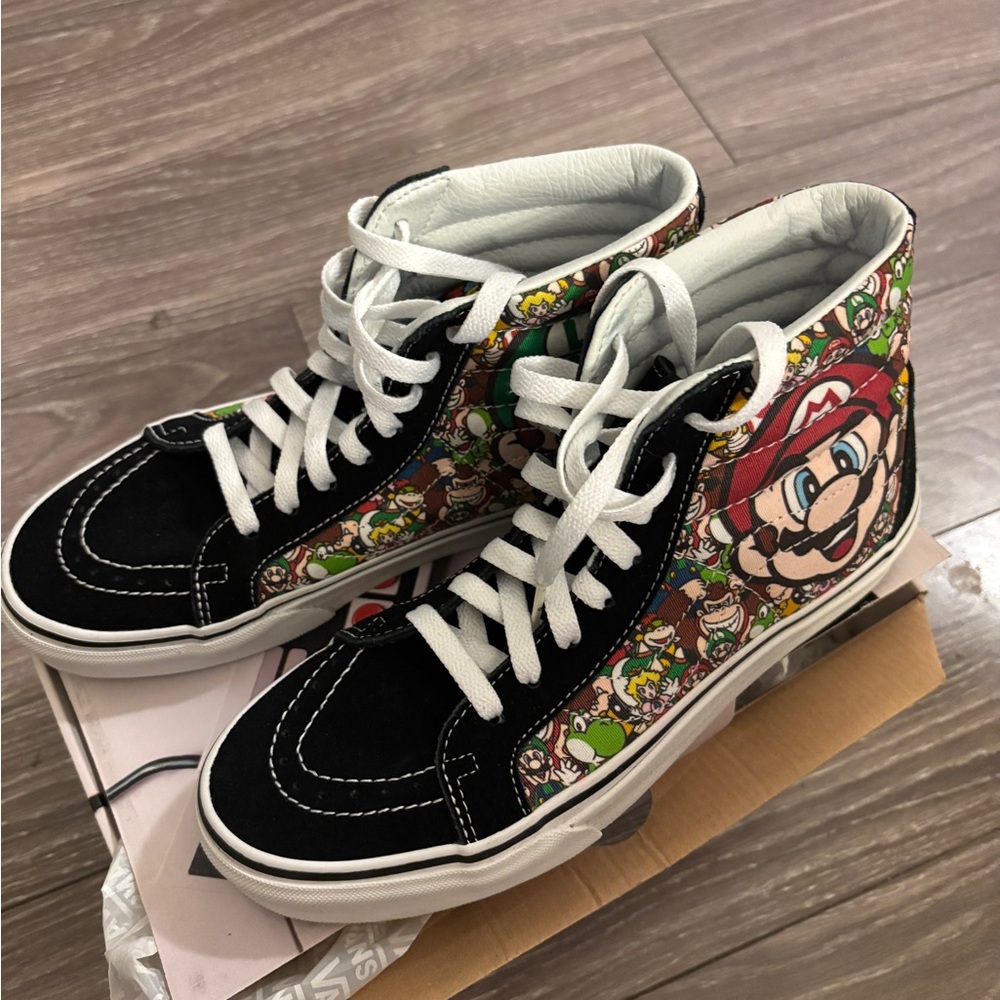 Vans High-Top Sneakers - Black with Mario Design - Picture 1 of 6